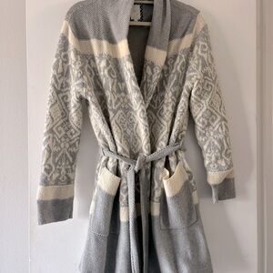 Anthropologie (by Eloise) Grey/white Cardigan Sweater